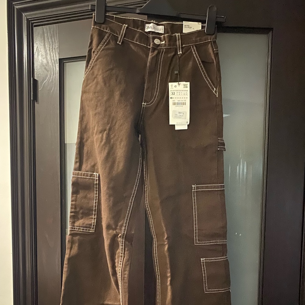 Zara Mid-Rise Cargos with Contrast Stitching